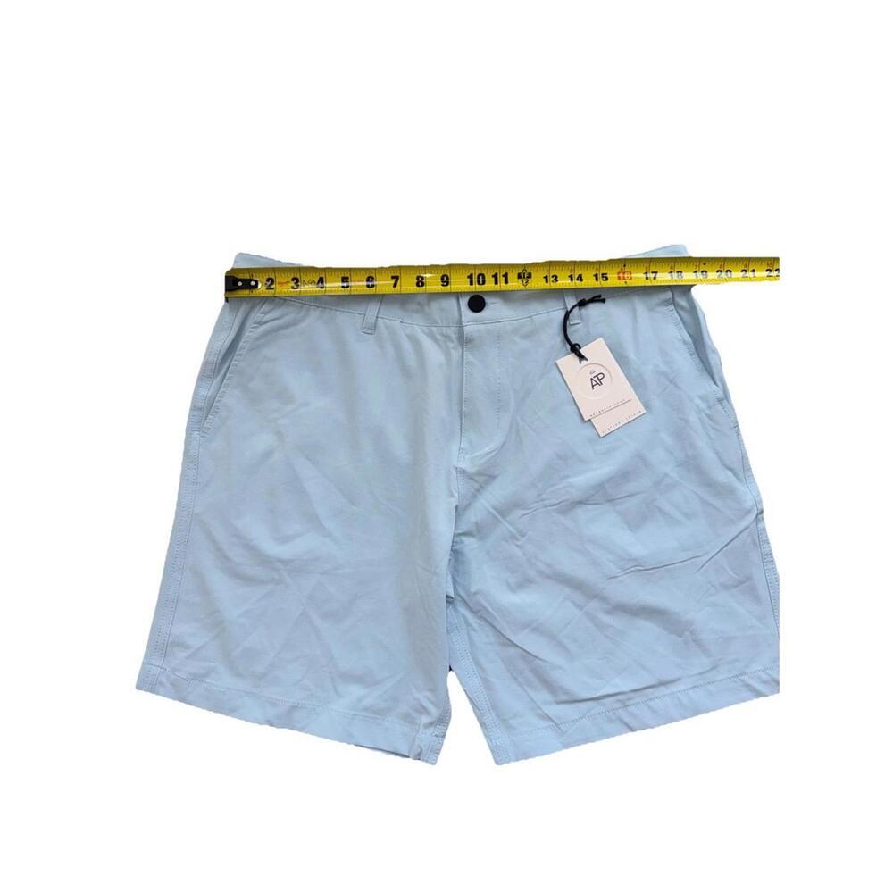 NWT Across The Pond Men's Light Blue Flat Front Tech Chino Shorts sz 36 - Picture 3 of 5